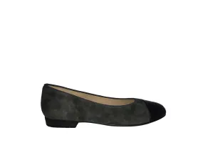 Women`s Sally Classic Cap-Toe Slip On